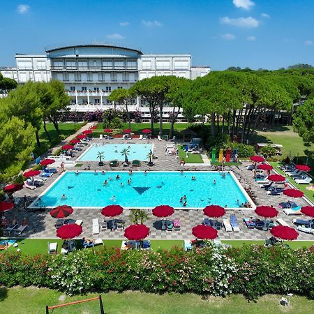 Il Tridente Hotel ביביונה מראה חיצוני תמונה