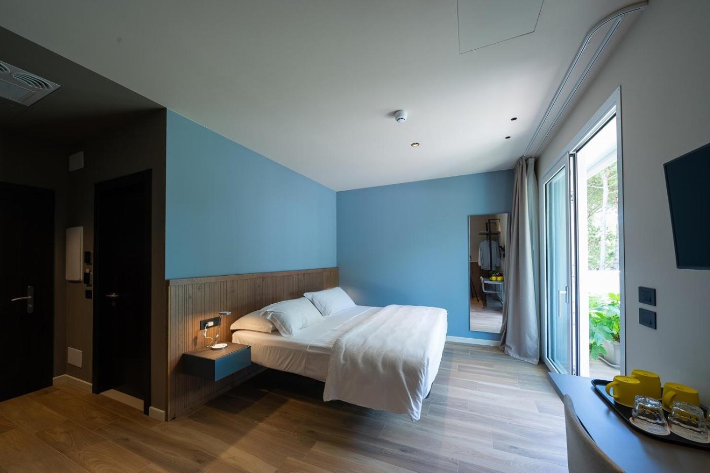 Il Tridente Hotel ביביונה מראה חיצוני תמונה