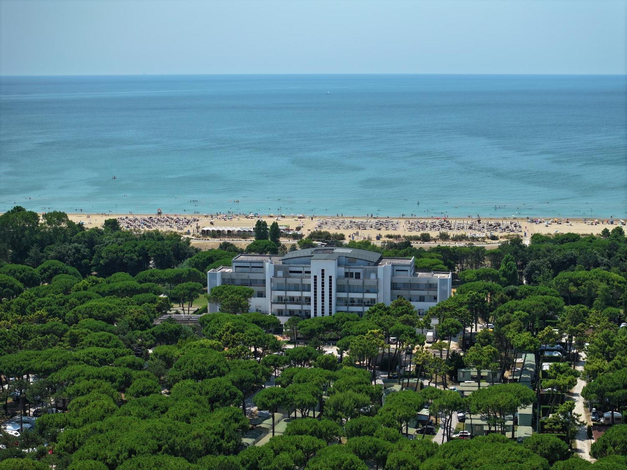 Il Tridente Hotel ביביונה מראה חיצוני תמונה