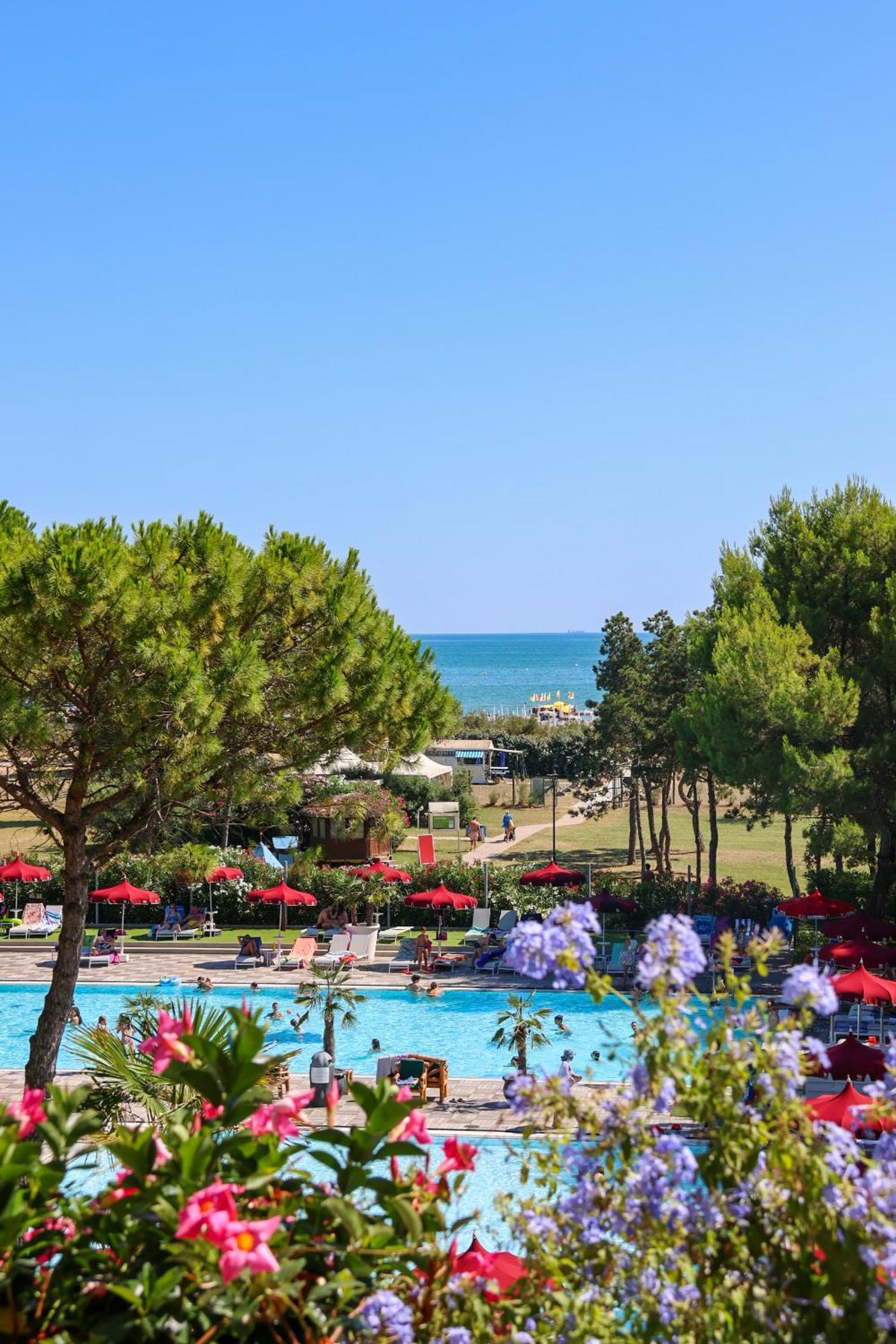 Il Tridente Hotel ביביונה מראה חיצוני תמונה