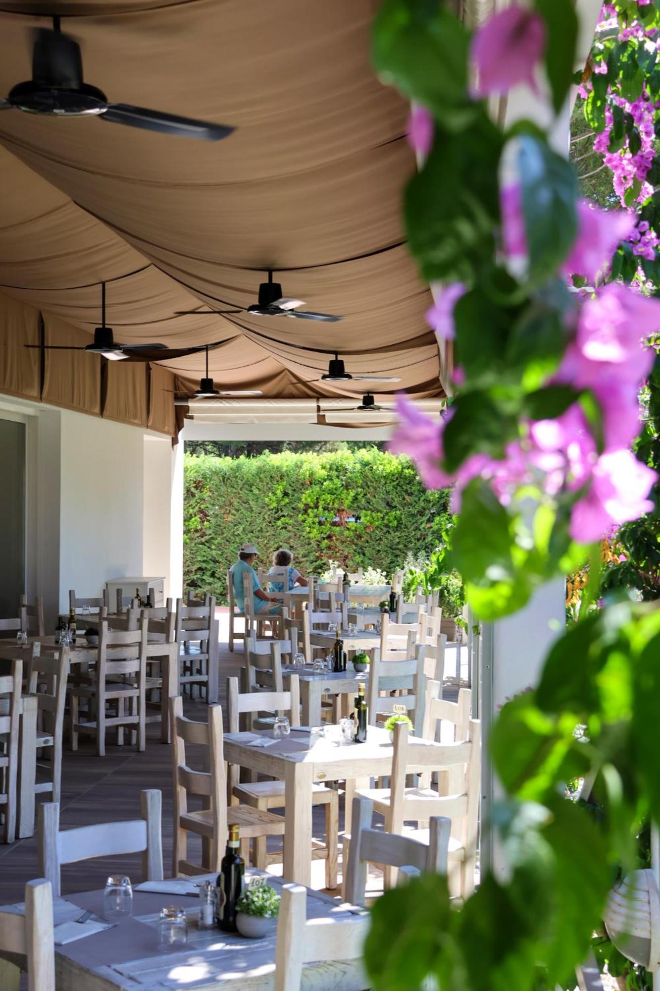 Il Tridente Hotel ביביונה מראה חיצוני תמונה