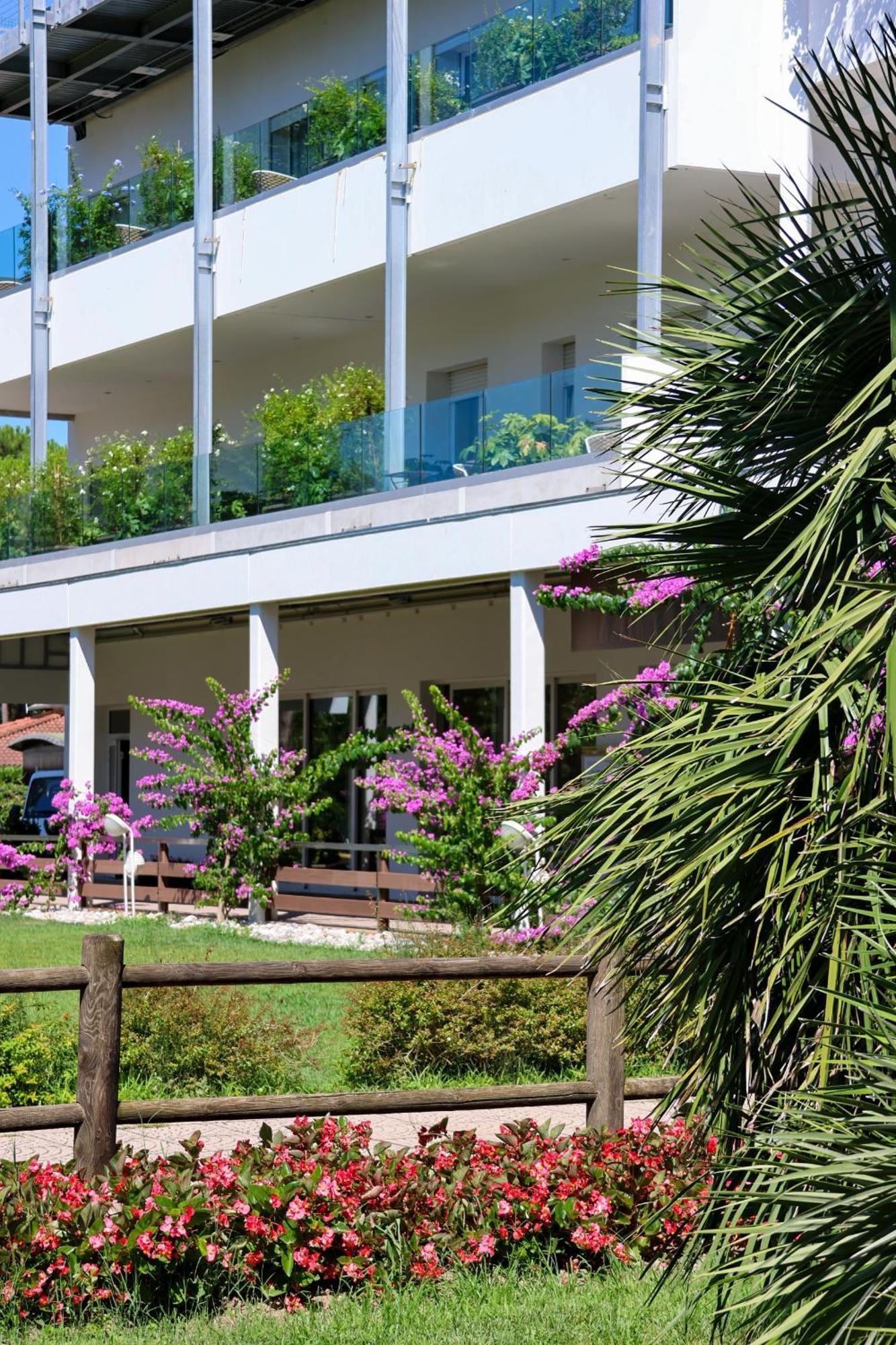 Il Tridente Hotel ביביונה מראה חיצוני תמונה